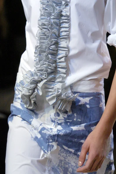 Look 1
